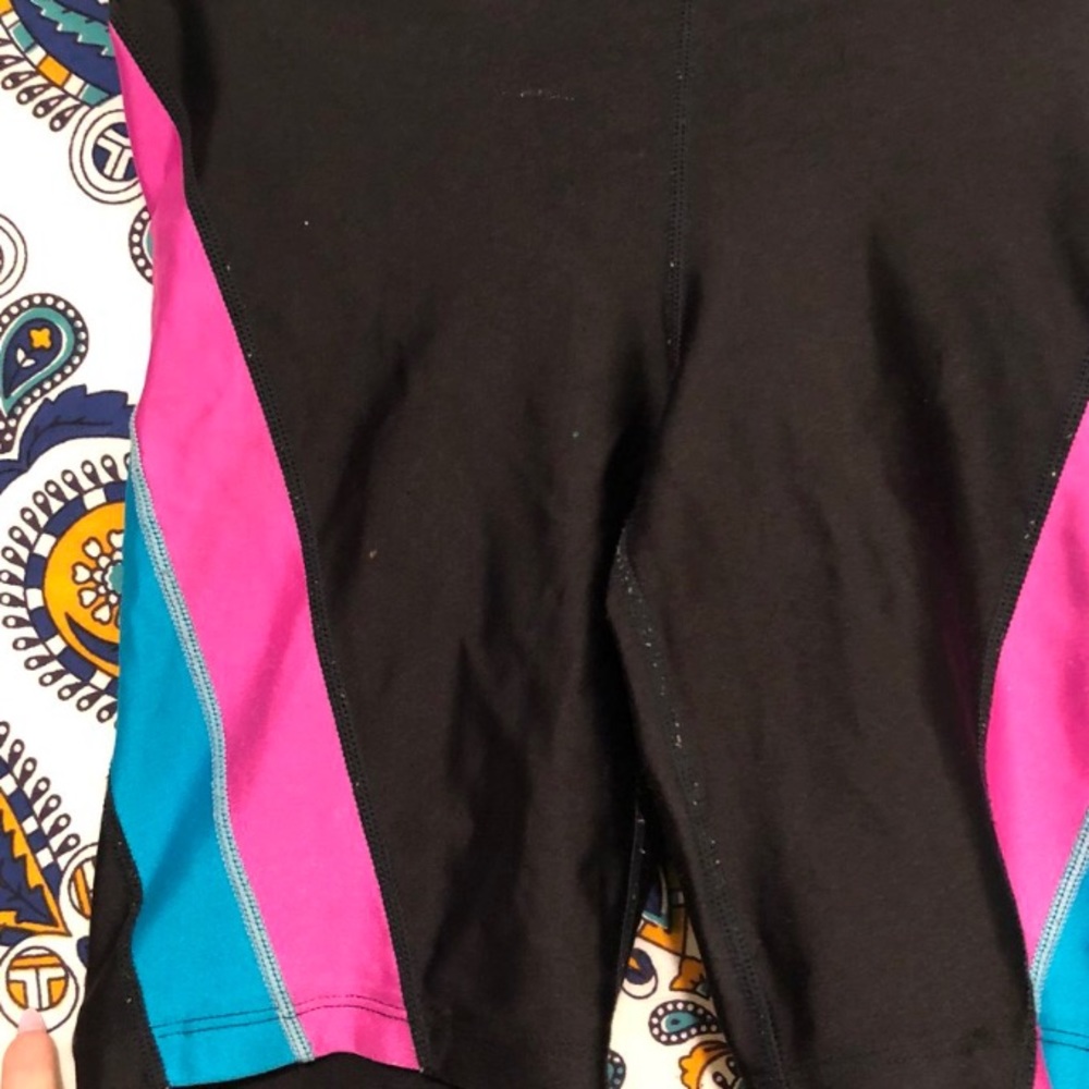 True vintage 80s/90s neon  black biker shorts